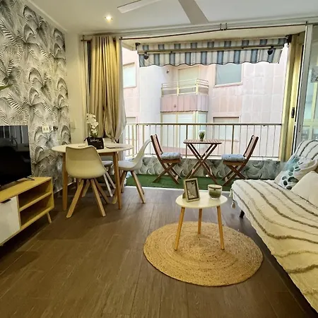Apartment House Three Santa Pola